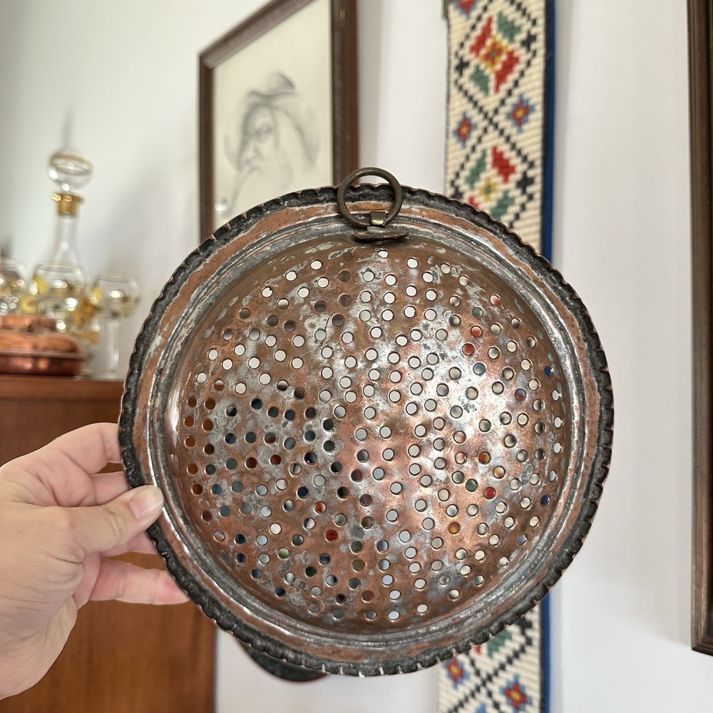 VTG Round‎ Copper Hammered Strainer Rustic Primitive Scalloped Edge Wall Hanging